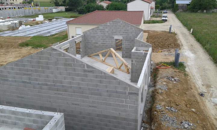 Travaux d'électricité Montseveroux