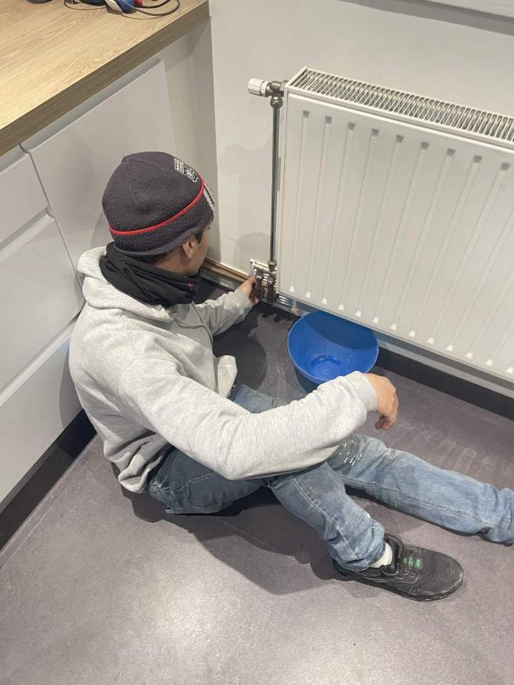 EA35EC0C 5F18 4E65 AFBD 748C12052658 (1)