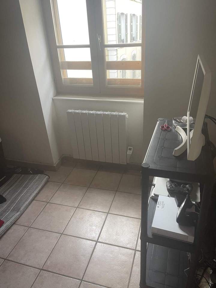 C8365D94 1B1F 44EA 8A22 C8751F48EAE2