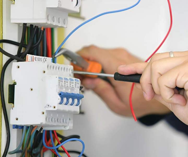 Intervention rapide pour tous vos soucis électriques et techniques